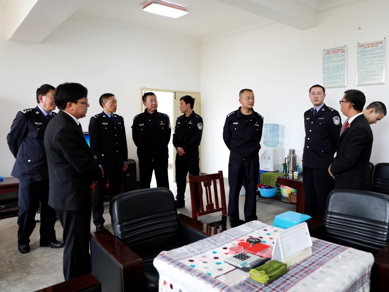 云南高院到昭阳区法院督察警务安全工作